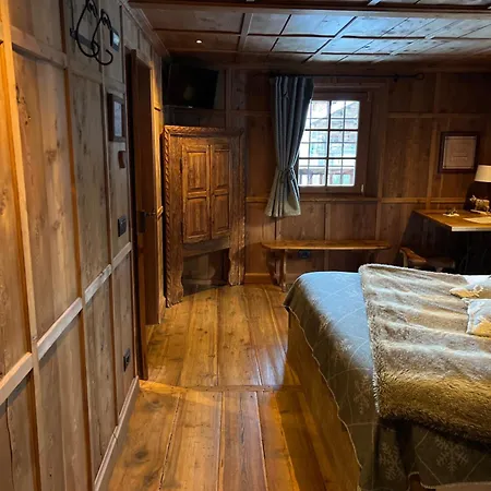 Wongade D'hotes E Restaurant בית הארחה 3*